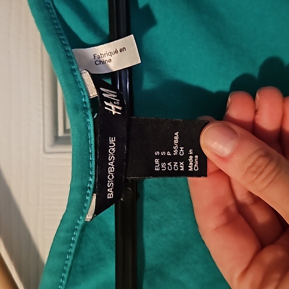 H&M Basic green mini dress - Picture 2 of 3